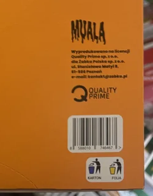 Tył pudełka pizzy Fat Peppa: logo Muala, napis o produkcji na licencji Quality Prime dla Żabki, logo Quality Prime i kod kreskowy zaczynający się od 858